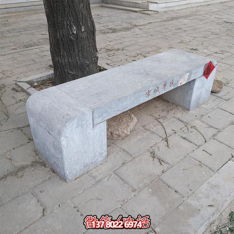 青石雕刻石凳，讓你盡情休閑