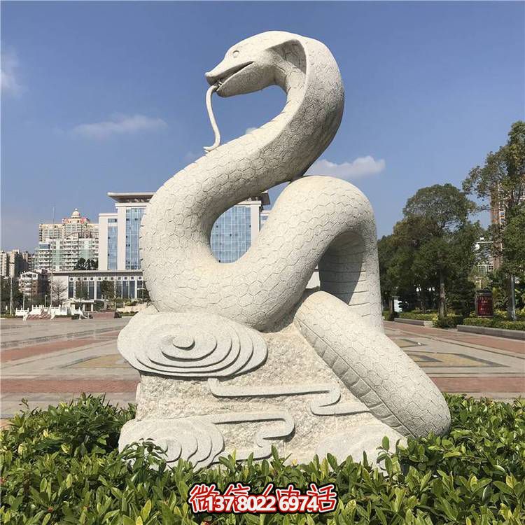 傳統(tǒng)風(fēng)格大理石蛇雕塑，擺放于廣場，給您帶來完美視覺享受