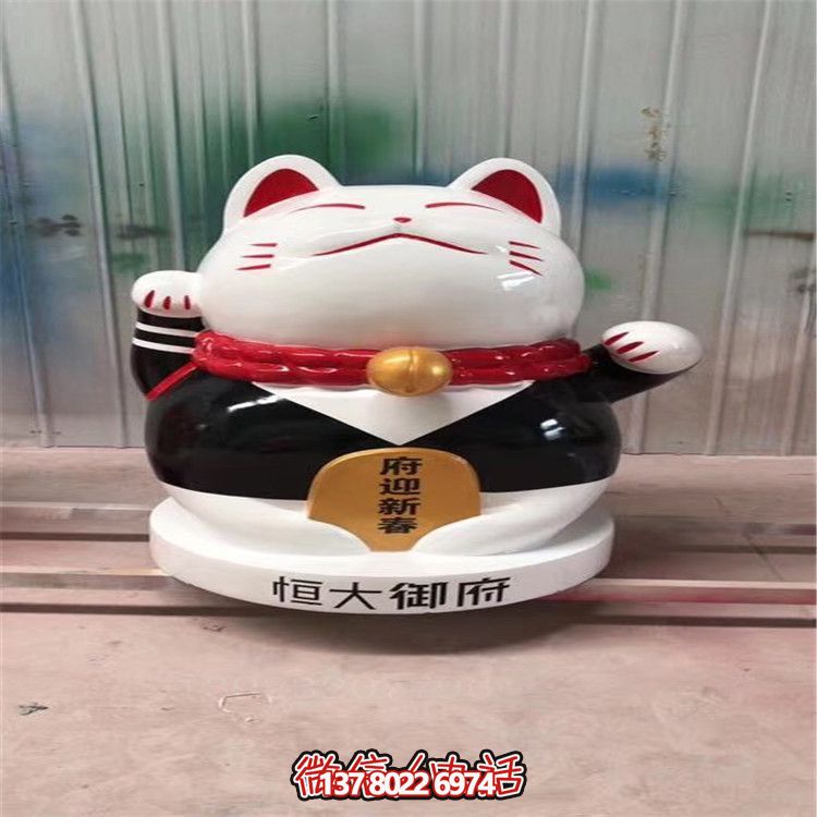 玻璃鋼招財(cái)貓擺件，裝點(diǎn)家居景觀