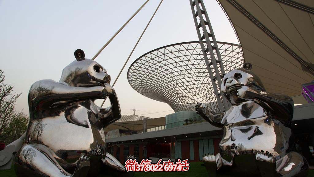 不銹鋼卡通熊貓雕塑，為動物園擺放鏡面裝飾