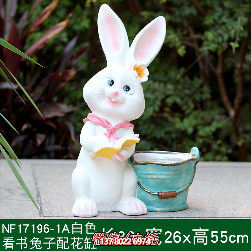玻璃鋼兔子雕塑，為公園增色