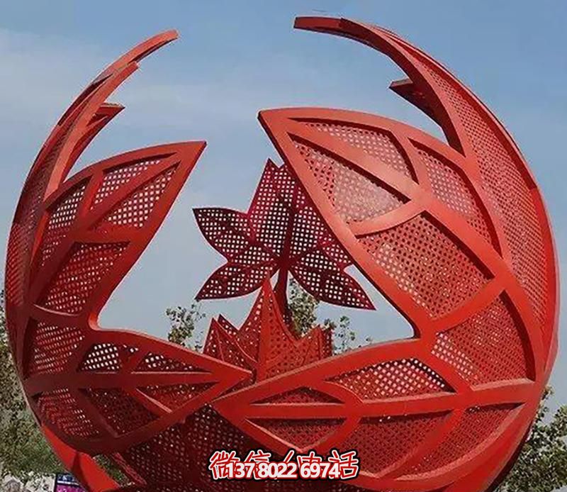 不銹鋼楓葉球形雕塑，點綴廣場景觀