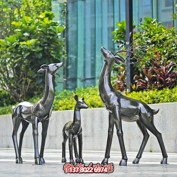 玻璃鋼制仿銅小鹿擺件，點(diǎn)綴戶外園林景觀