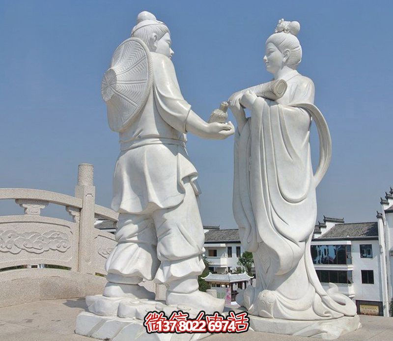 古代牛郎織女石雕，擺放于花園廣場(chǎng)，帶來漢白玉般的浪漫氣息