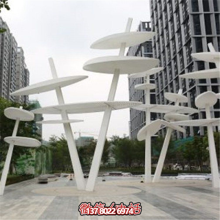 精美不銹鋼雕塑，點綴大型房地產(chǎn)廣場城市園林景觀
