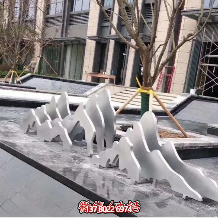 融合唯美抽象，完美裝點(diǎn)小區(qū)景觀的不銹鋼噴泉水池雕塑