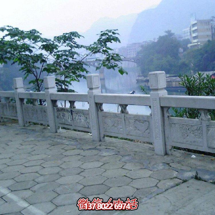 品質(zhì)精良的大理石欄桿、欄板及雕塑，締造美麗景觀