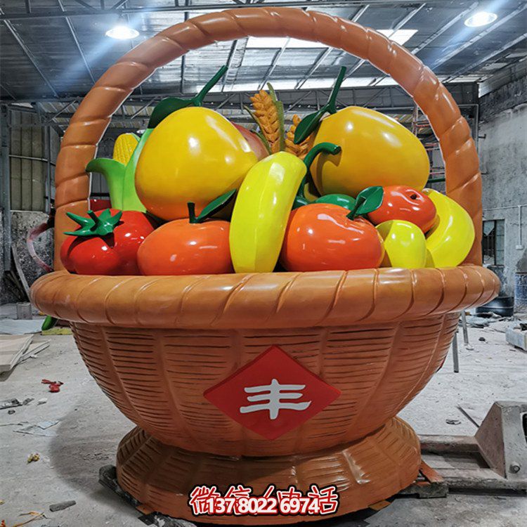 玻璃鋼制彩繪水果籃，專為戶外采摘量身打造的擺件