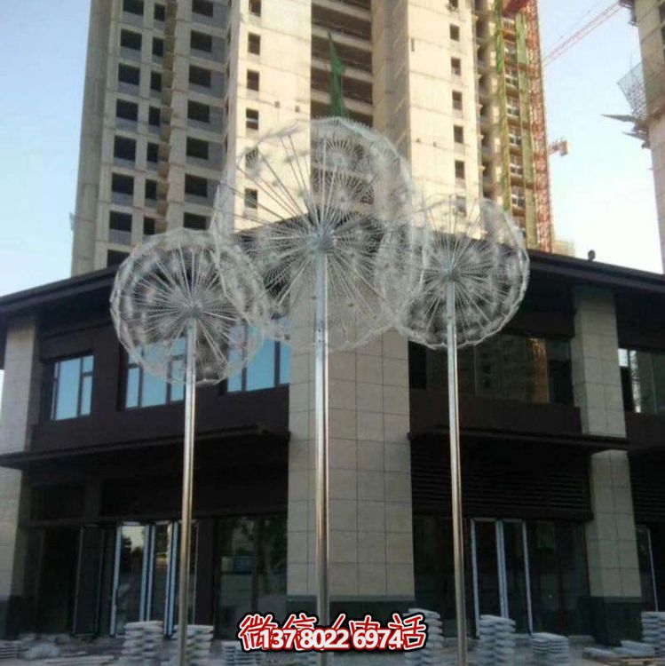 不銹鋼植物景觀雕塑，點(diǎn)綴商業(yè)酒店
