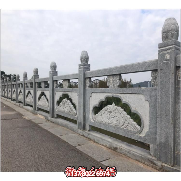 精致青石石雕欄桿，打造美麗公園景區(qū)